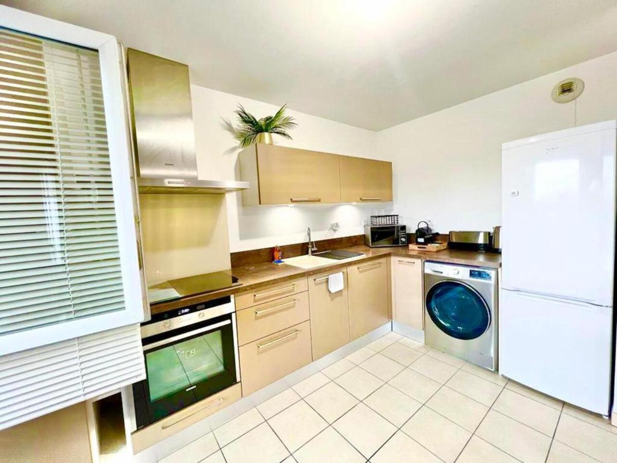 Apartmán L'Atelier Chic - Wifi Fibre - Parking Privee - Balcon - Netflix Lanester Exteriér fotografie